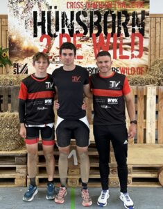Kuh-Alarm und Medaillenregen: TV Burglengenfeld stark bei Crossduathlon-DM…